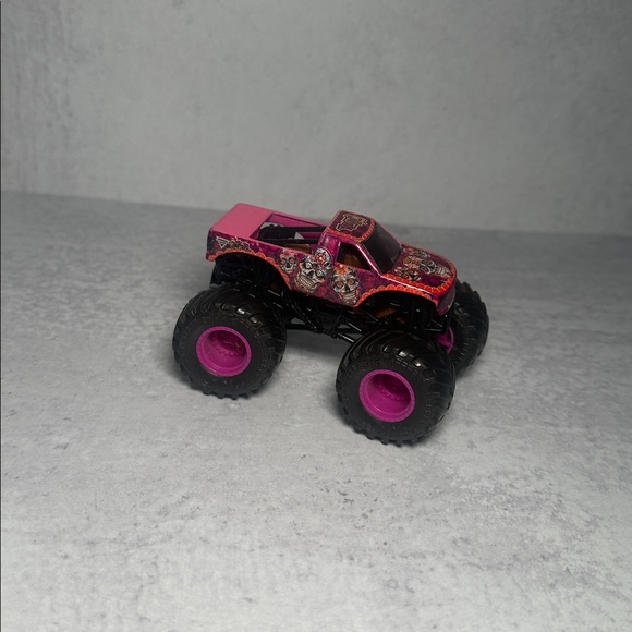 EUC of Spin Master and Hot Wheels lot - Picture 8 of 10